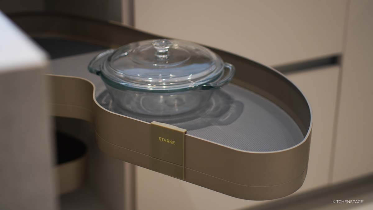 Neutral U-Shape Kitchen